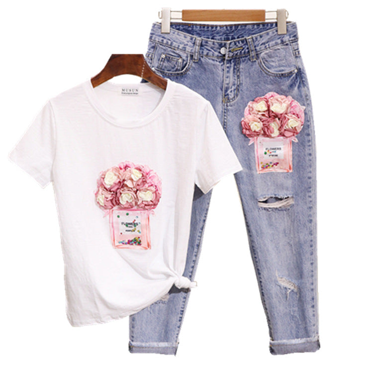 Women's Denim Suit | Short-sleeved T-shirt and Ripped Ankle Jeans