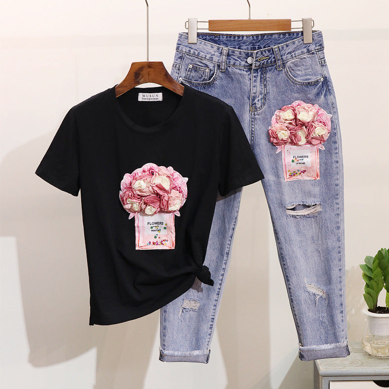 Women's Denim Suit | Short-sleeved T-shirt and Ripped Ankle Jeans