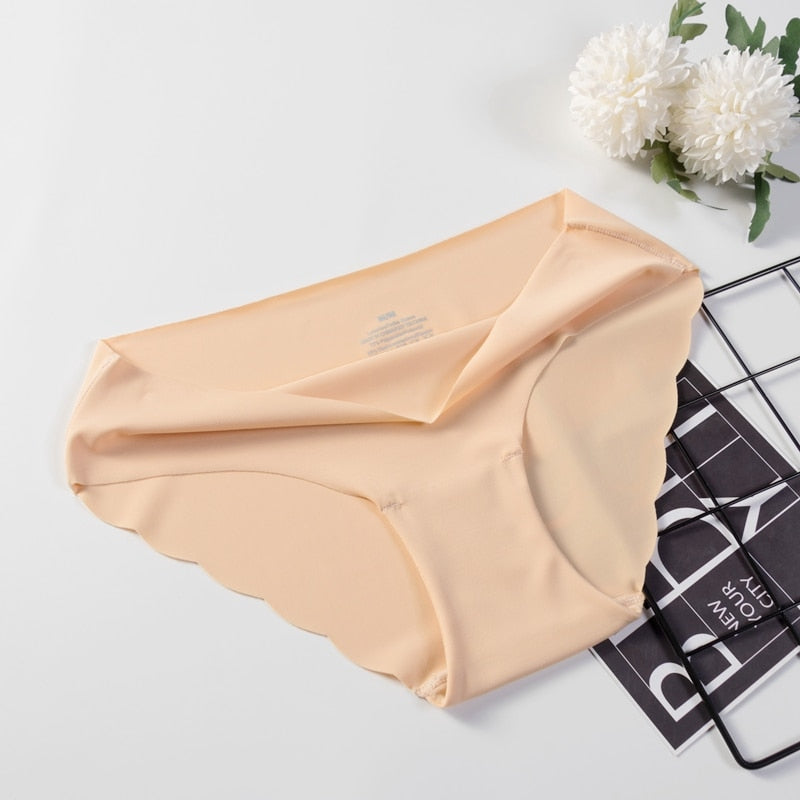 Women Seamless Ultra-thin Panties