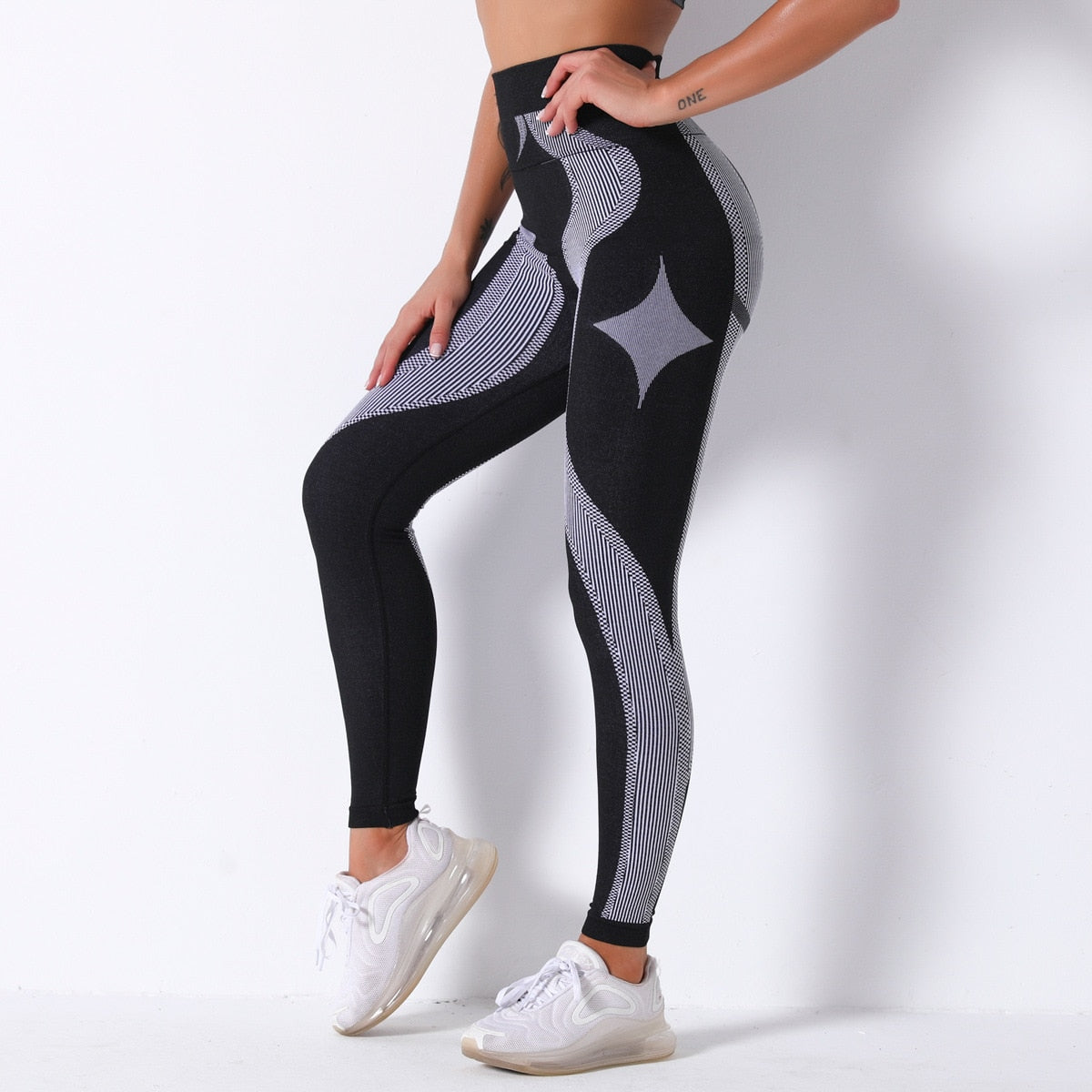 CHRLEISURE Women Stripe Yoga Pants